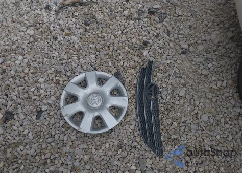 2003 Toyota Camry Le z USA, uszkodzony, nr VIN JTDBE32K830237656